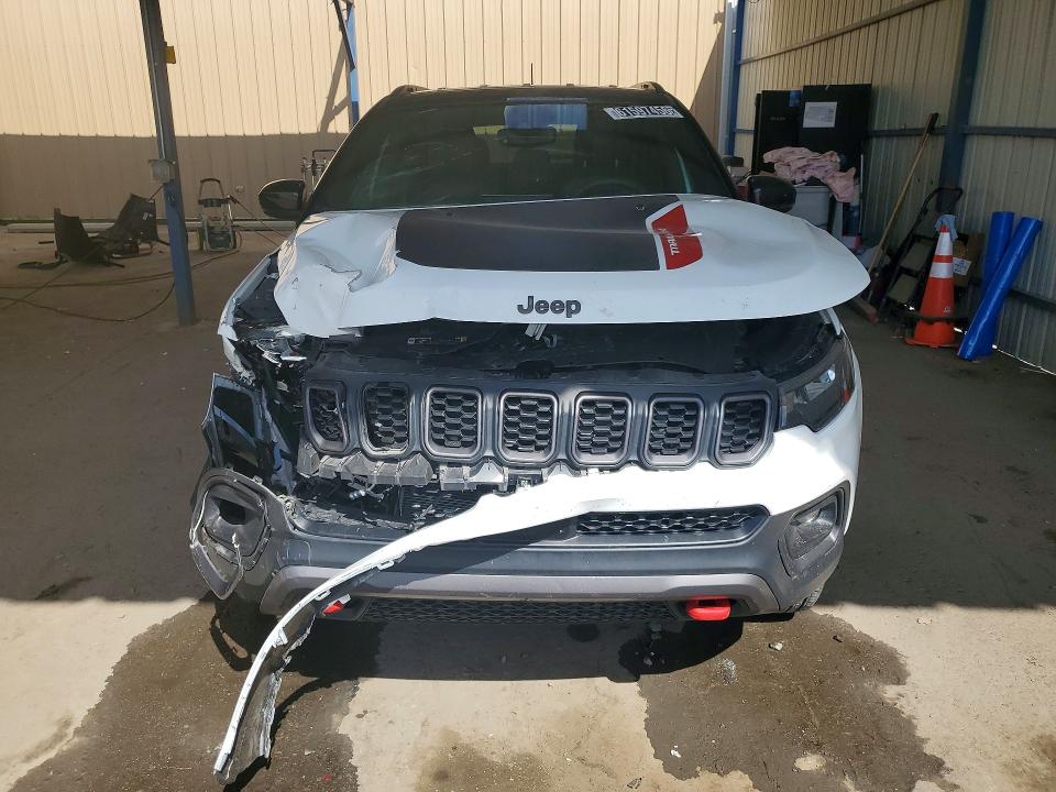 61597456 :رقم المزاد ، 3C4NJDDN2ST584293 vin ، 2025 Jeep Compass مزاد بيع