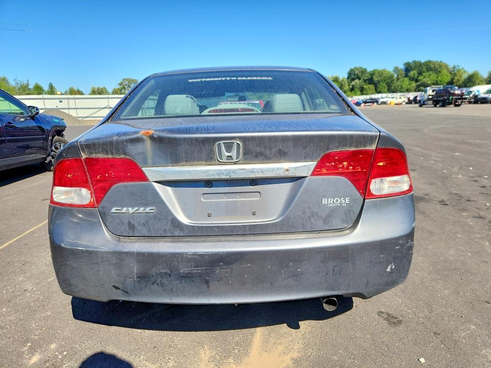 63248476 :رقم المزاد ، 19XFA1F58BE021348 vin ، 2011 Honda Civic مزاد بيع