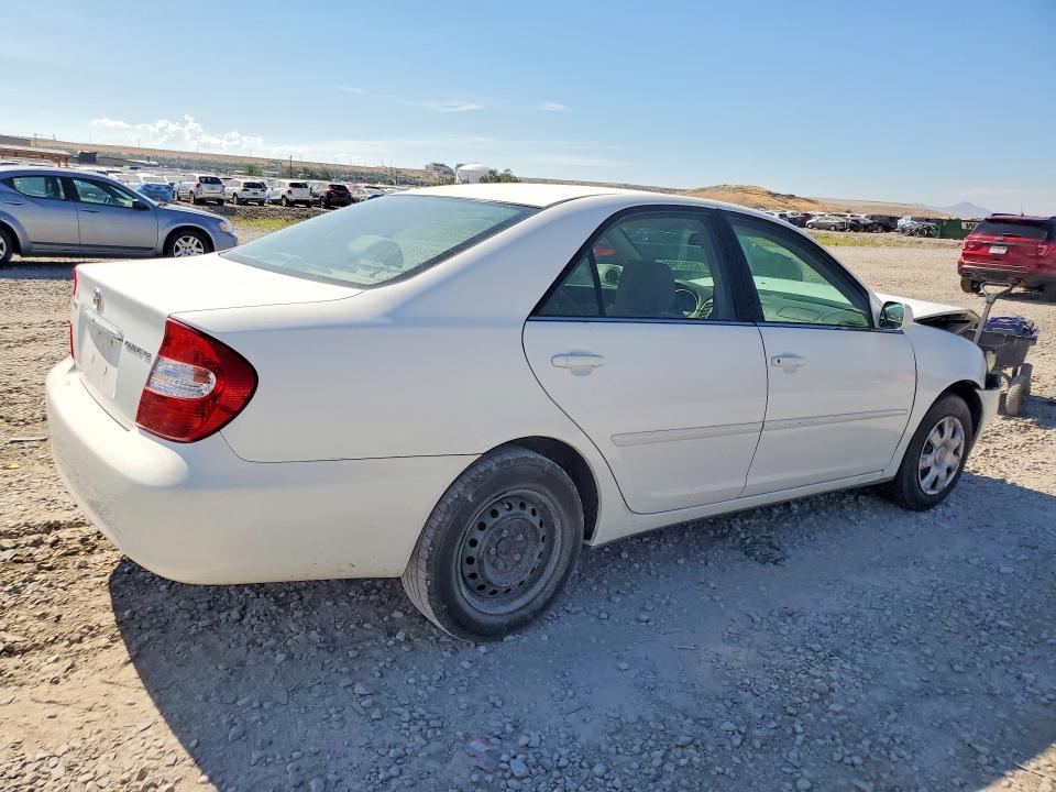 62252666 :رقم المزاد ، 4T1BE32K12U083519 vin ، 2002 Toyota Camry مزاد بيع