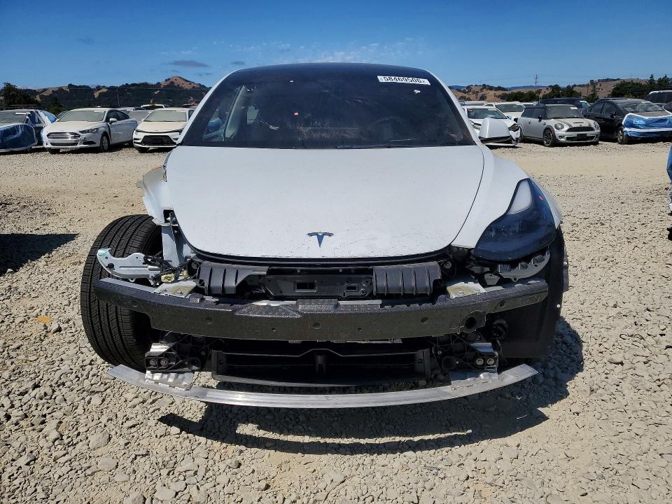 58469506 :رقم المزاد ، 5YJ3E1EC7NF356848 vin ، 2022 Tesla Model 3 مزاد بيع
