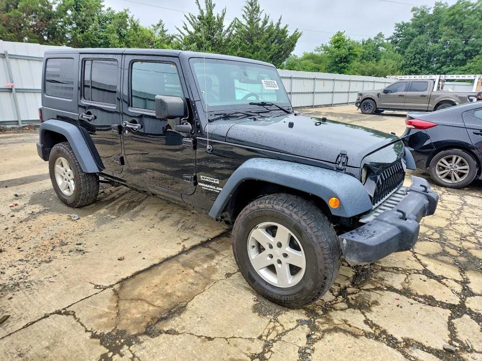 59982626 :رقم المزاد ، 1C4BJWDG6HL576069 vin ، 2017 Jeep Wrangler Unlimited مزاد بيع