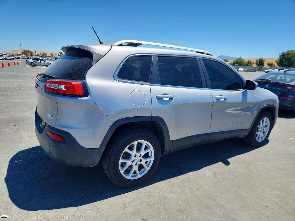 63239996 :رقم المزاد ، 1C4PJMCS8EW315424 vin ، 2014 Jeep Cherokee مزاد بيع