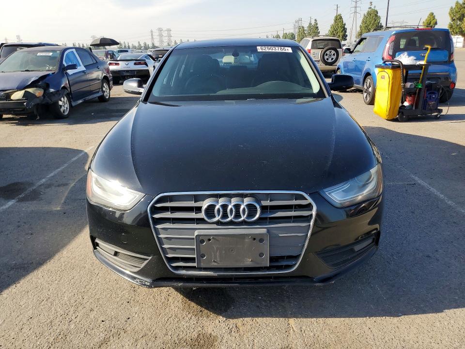 2013 Audi A4 მანქანა იყიდება აუქციონზე, vin: WAUEFAFL5DN016096, აუქციონის ნომერი: 62903786