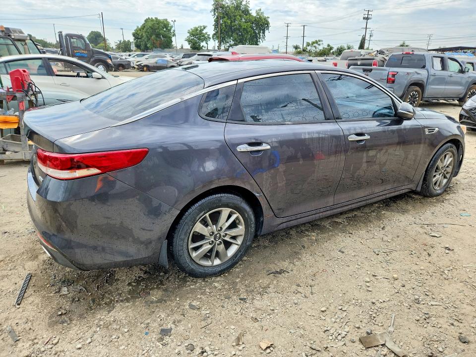 2016 Kia Optima მანქანა იყიდება აუქციონზე, vin: 5XXGT4L13GG074622, აუქციონის ნომერი: 60802936