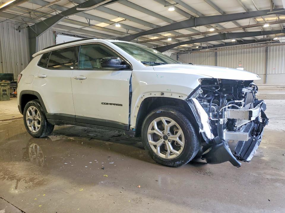 60700146 :رقم المزاد ، 3C4NJDBN5ST574618 vin ، 2025 Jeep Compass مزاد بيع