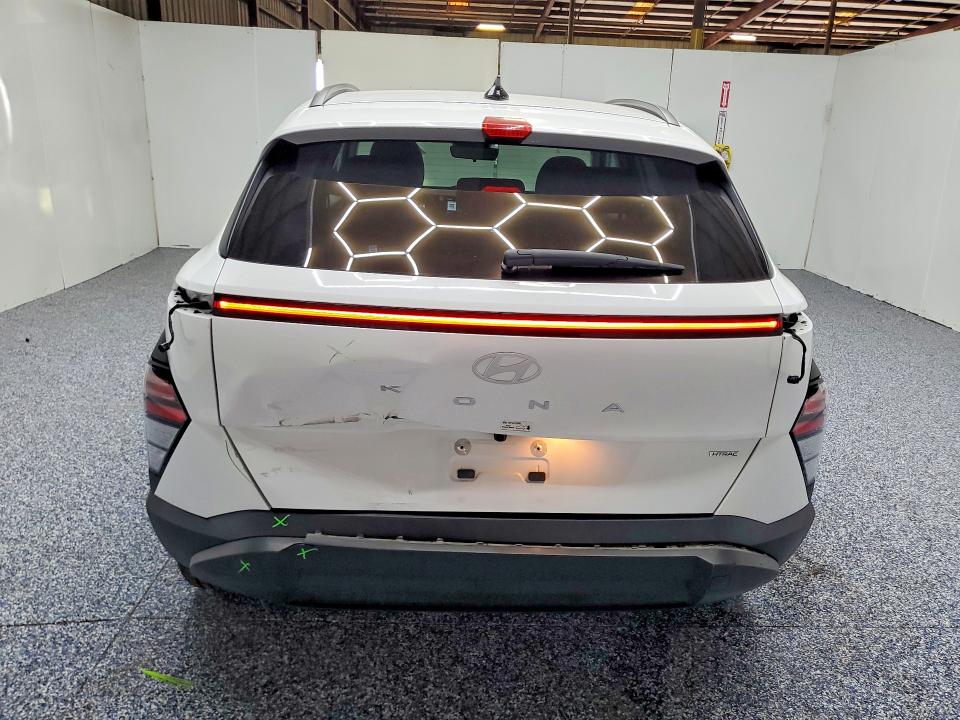 Продажа на аукционе авто 2024 Hyundai Kona, vin: KM8HBCAB2RU147999, номер лота: 60875336