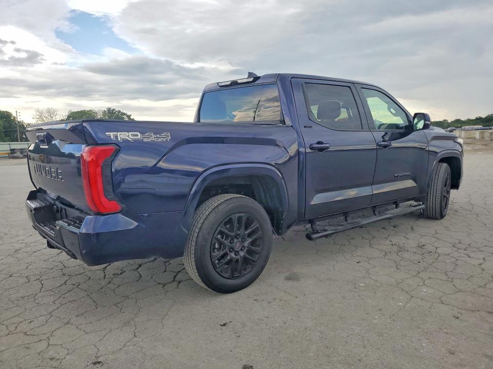Продажа на аукционе авто 2022 Toyota Tundra, vin: 5TFLA5DB9NX041051, номер лота: 61108686