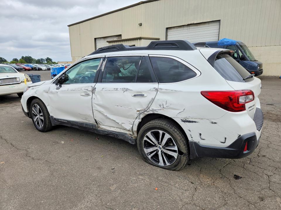 Продаж на аукціоні авто 2018 Subaru Outback, vin: 4S4BSANC8J3349947, номер лоту: 61049916
