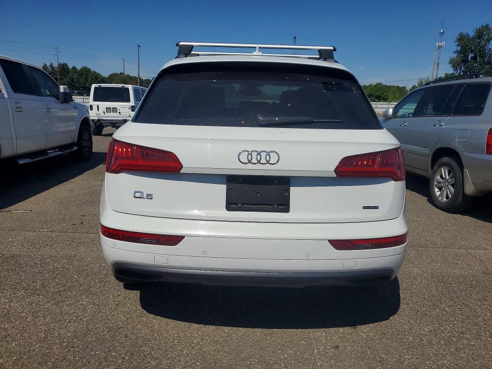 59637256 :رقم المزاد ، WA1CNAFY3K2017698 vin ، 2019 Audi Q5 مزاد بيع