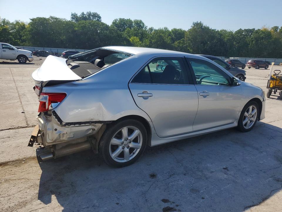 62225656 :رقم المزاد ، 4T1BF1FK9CU090585 vin ، 2012 Toyota Camry مزاد بيع