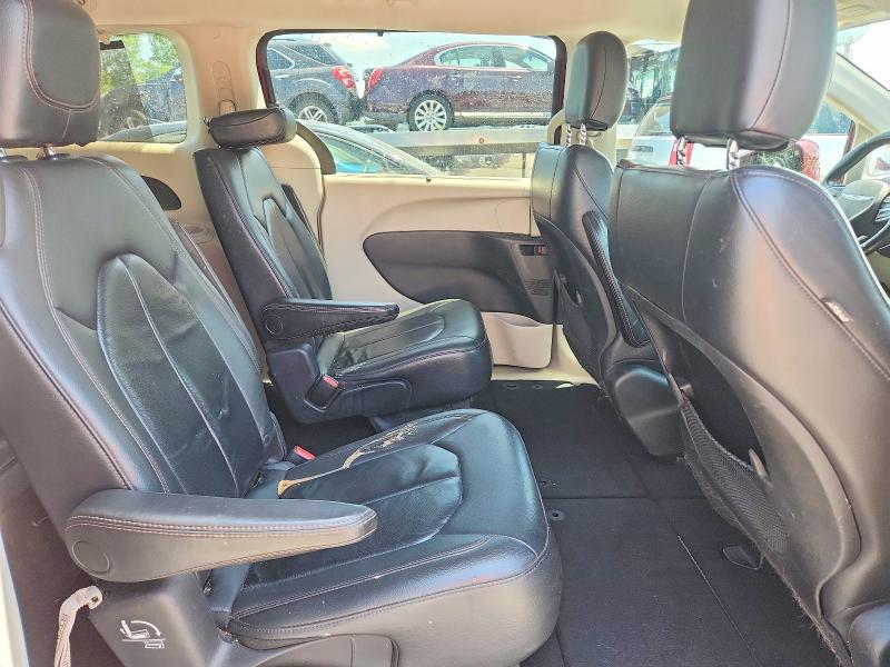 Продаж на аукціоні авто 2017 Chrysler Pacifica, vin: 2C4RC1BGXHR648221, номер лоту: 59321456