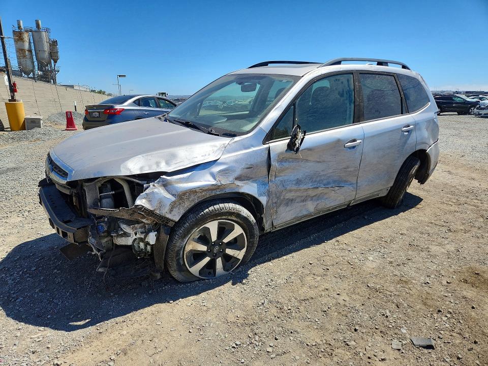 61968756 :رقم المزاد ، JF2SJAGC2JH534892 vin ، 2018 Subaru Forester مزاد بيع