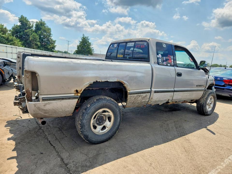 1997 Dodge Ram1500 მანქანა იყიდება აუქციონზე, vin: 3B7HF13Y4VM586067, აუქციონის ნომერი: 61125486