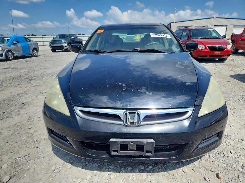62049966 :رقم المزاد ، 1HGCM56876A142068 vin ، 2006 Honda Accord مزاد بيع