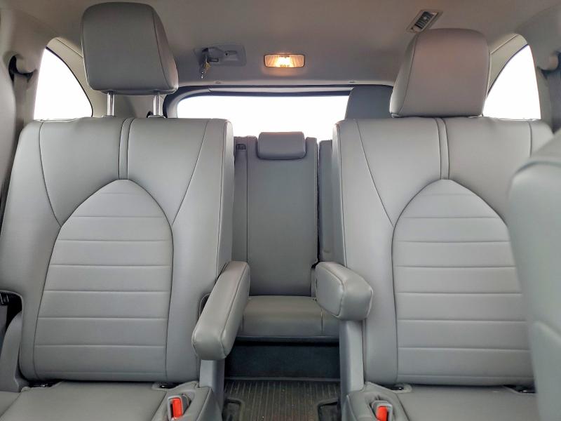 62759686 :رقم المزاد ، 5TDKDRBH8PS012604 vin ، 2023 Toyota Highlander مزاد بيع