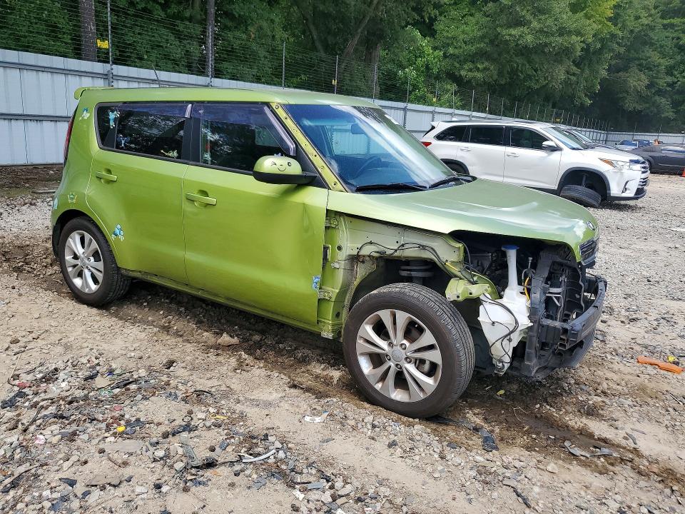 61887706 :رقم المزاد ، KNDJP3A58F7769440 vin ، 2015 Kia Soul مزاد بيع