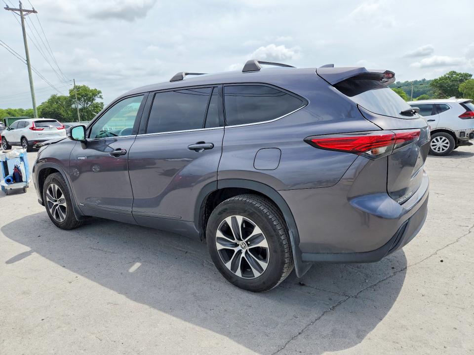 2021 Toyota Highlander მანქანა იყიდება აუქციონზე, vin: 5TDGBRCH5MS033643, აუქციონის ნომერი: 61610866