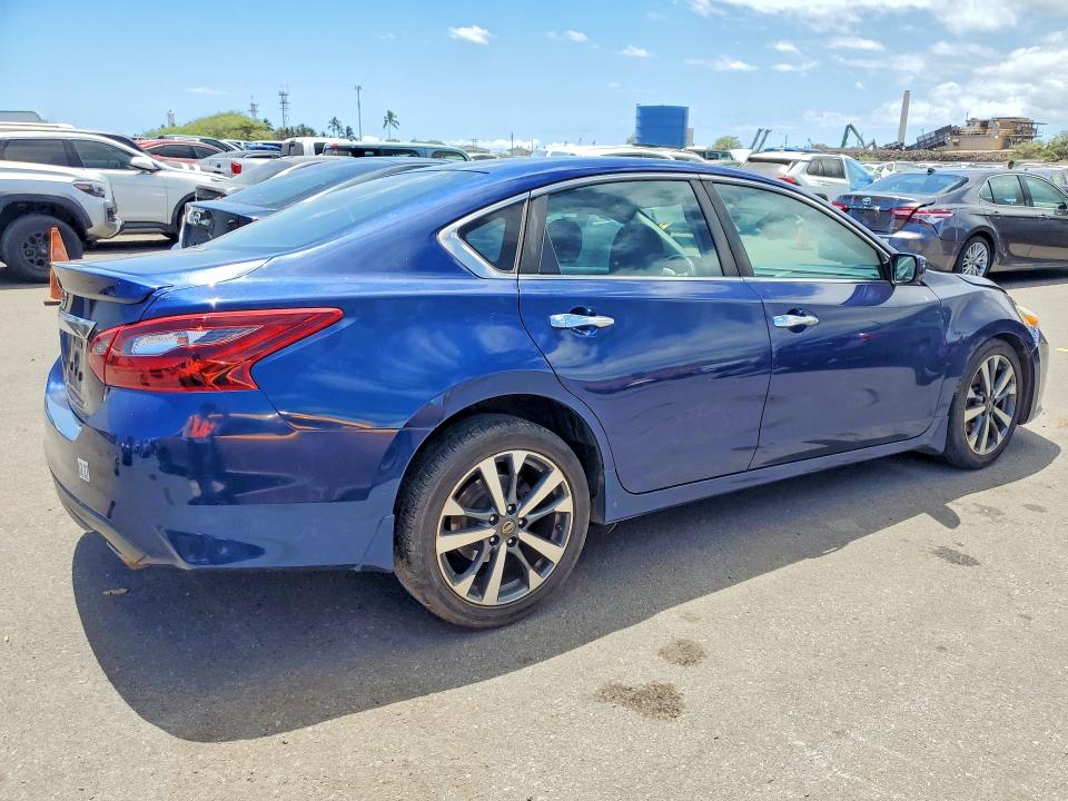 2017 Nissan Altima მანქანა იყიდება აუქციონზე, vin: 1N4AL3AP2HC142441, აუქციონის ნომერი: 63254676