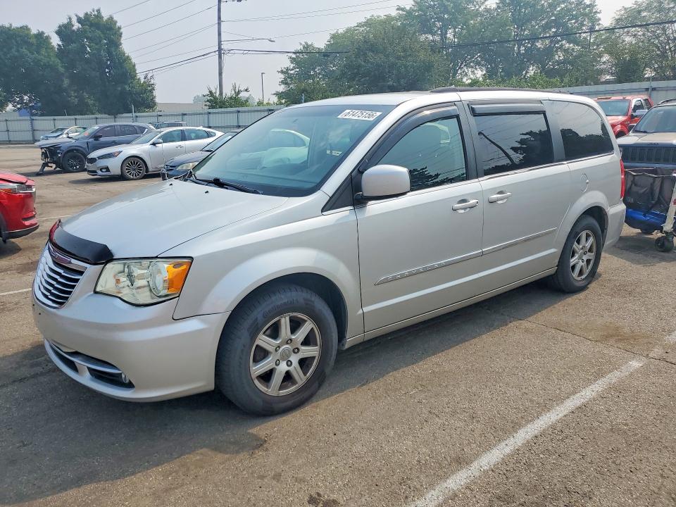 61475156 :رقم المزاد ، 2C4RC1BG0CR212504 vin ، 2012 Chrysler Town & Country مزاد بيع