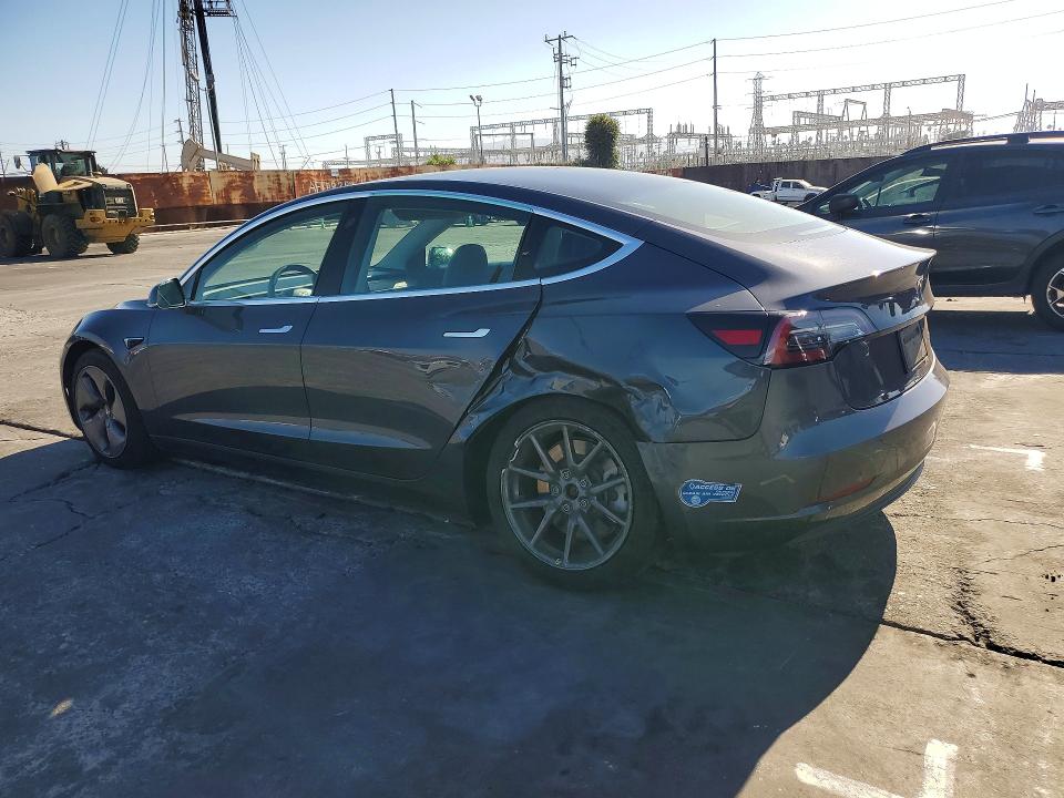 2020 Tesla Model 3 მანქანა იყიდება აუქციონზე, vin: 5YJ3E1EB3LF802935, აუქციონის ნომერი: 63056466