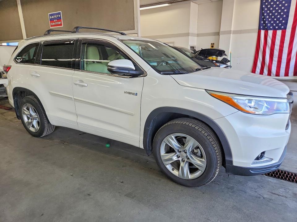 Auction sale of the 2015 Toyota Highlander Hybrid, vin: 5TDDCRFH4FS009204, lot number: 63182876