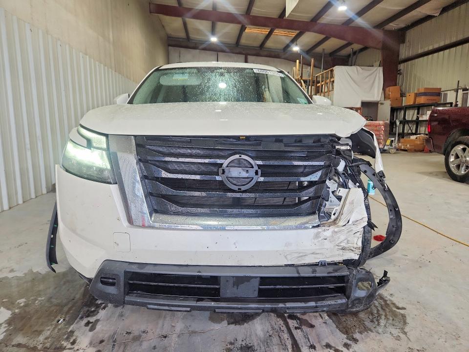 60061356 :رقم المزاد ، 5N1DR3BA7NC252862 vin ، 2022 Nissan Pathfinder مزاد بيع