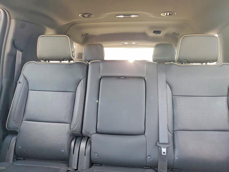61740526 :رقم المزاد ، 1GKS1GKD5NR355395 vin ، 2022 Gmc Yukon Xl مزاد بيع