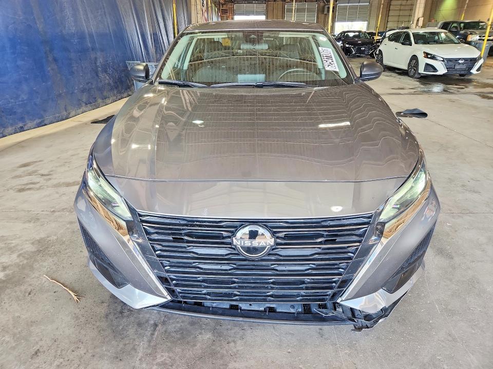 62541186 :رقم المزاد ، 1N4BL4DV8SN388314 vin ، 2025 Nissan Altima مزاد بيع