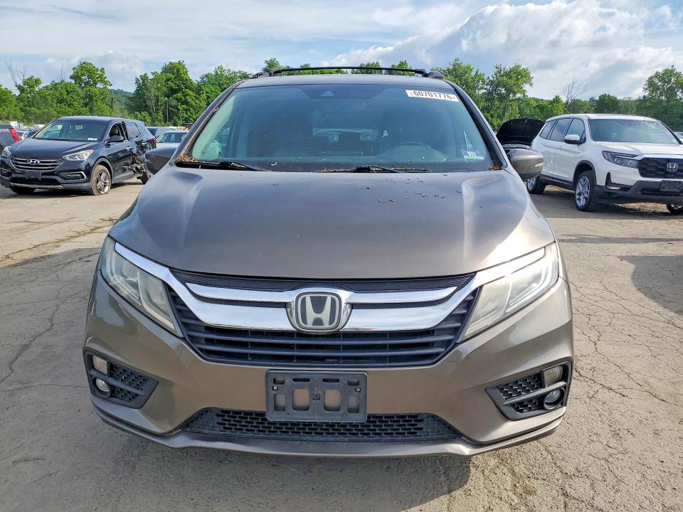 Продаж на аукціоні авто 2018 Honda Odyssey, vin: 5FNRL6H70JB070183, номер лоту: 60701776
