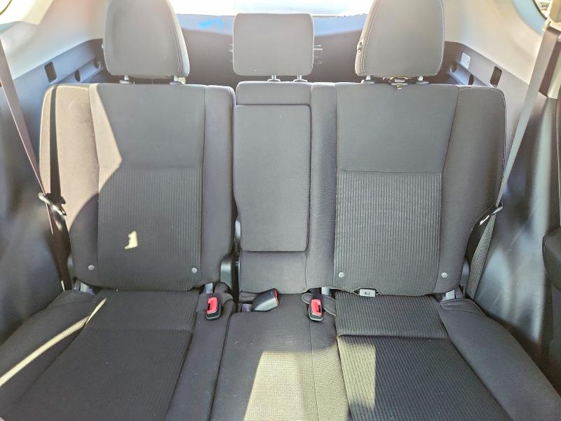 Продаж на аукціоні авто 2015 Toyota Rav4, vin: JTMRFREV6FD152932, номер лоту: 59276256