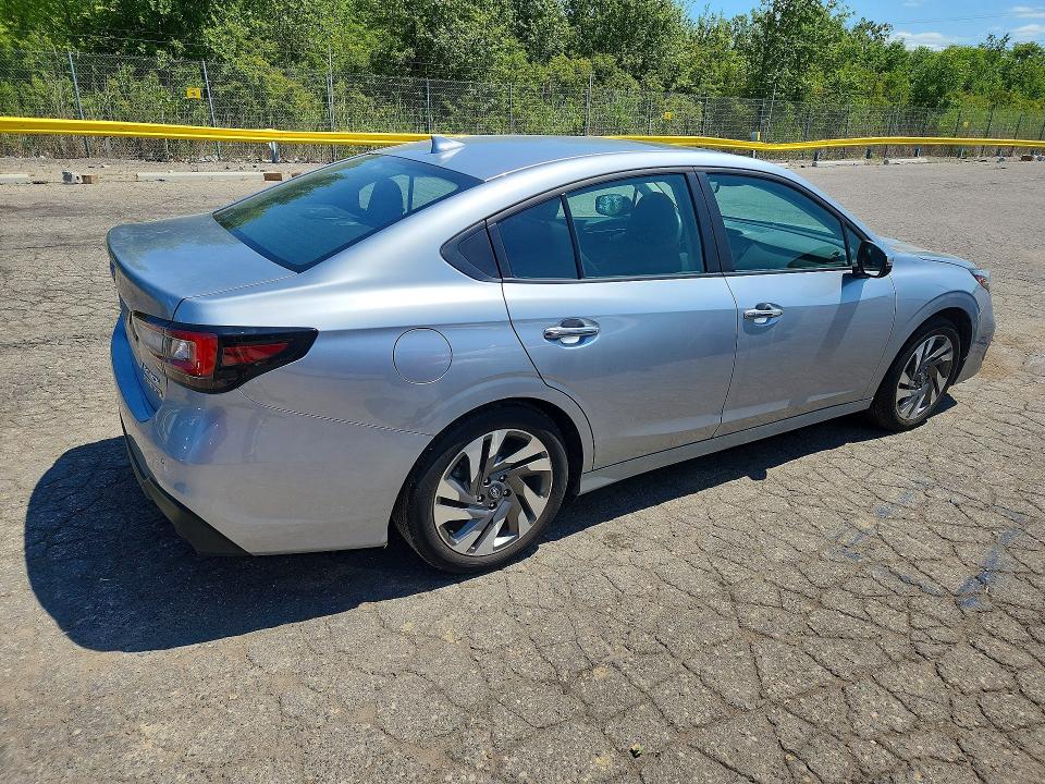 61764266 :رقم المزاد ، 4S3BWGP65R3019052 vin ، 2024 Subaru Legacy مزاد بيع
