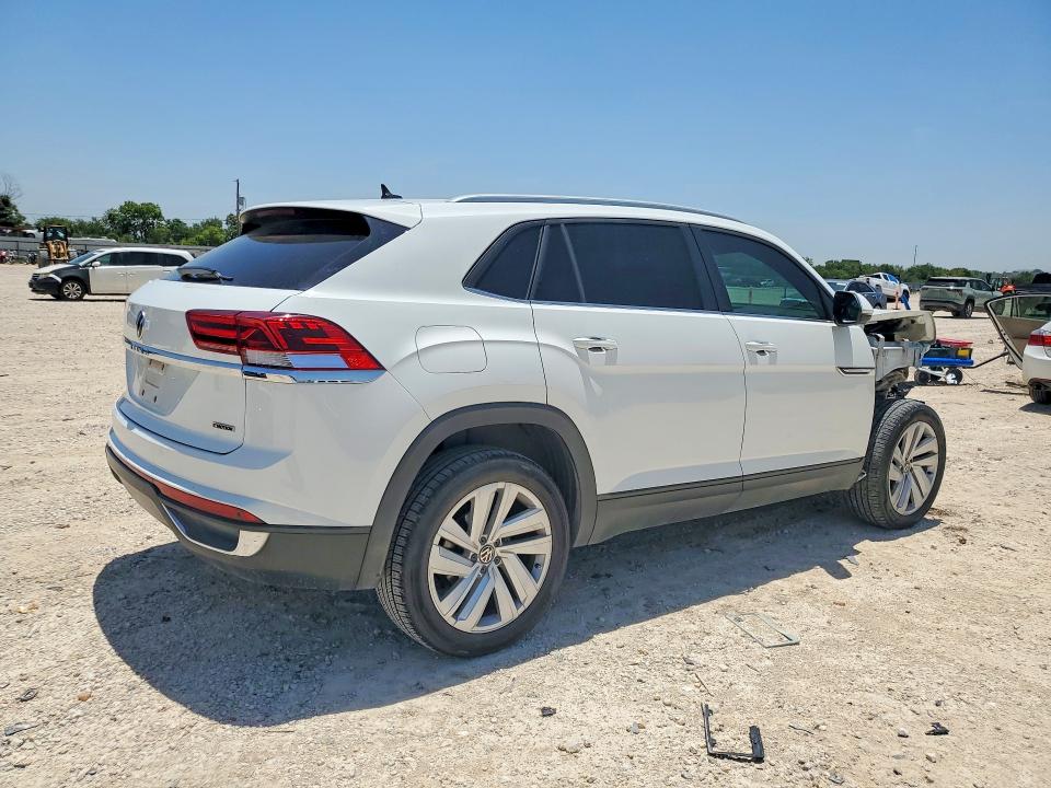2021 Volkswagen Atlas Cross Sport მანქანა იყიდება აუქციონზე, vin: 1V2KC2CA8MC220232, აუქციონის ნომერი: 61379776