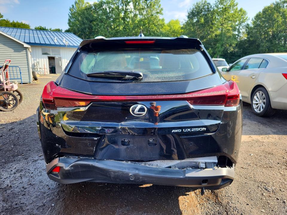 63176386 :رقم المزاد ، JTHP9JBH3P2067850 vin ، 2023 Lexus Ux 250h مزاد بيع