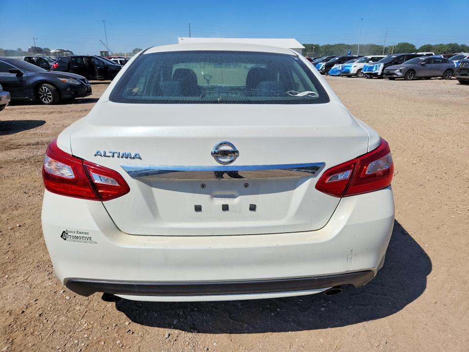 Продаж на аукціоні авто 2017 Nissan Altima, vin: 1N4AL3AP3HN328767, номер лоту: 60677226