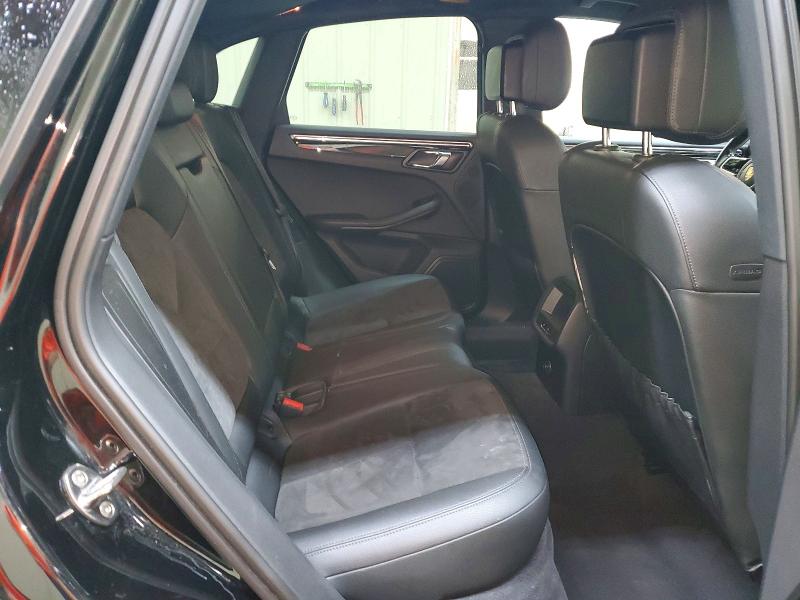 62774306 :رقم المزاد ، WP1AB2A50FLB52533 vin ، 2015 Porsche Macan مزاد بيع
