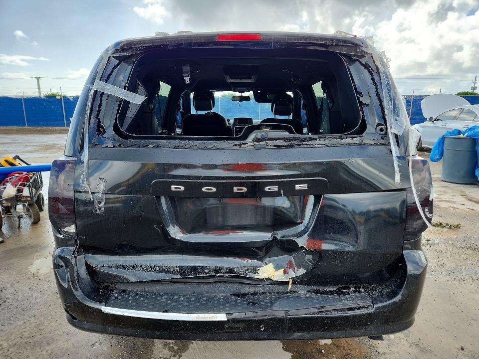 61903086 :رقم المزاد ، 2C4RDGCG2FR531034 vin ، 2015 Dodge Grand Caravan مزاد بيع