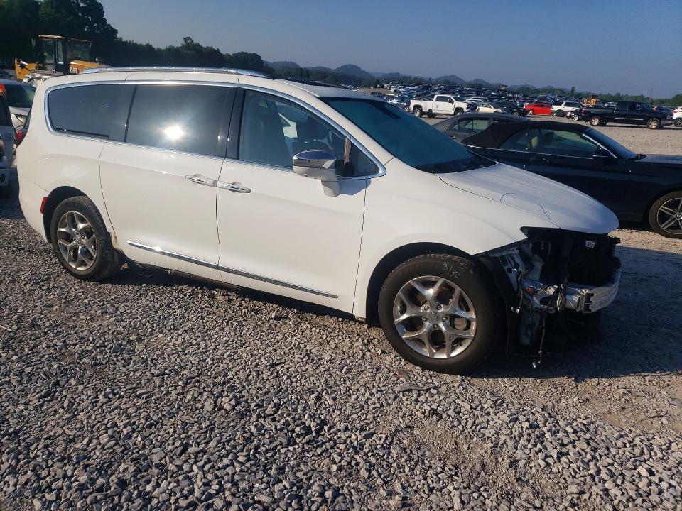Продажа на аукционе авто 2017 Chrysler Pacifica, vin: 2C4RC1GG7HR723076, номер лота: 63170316