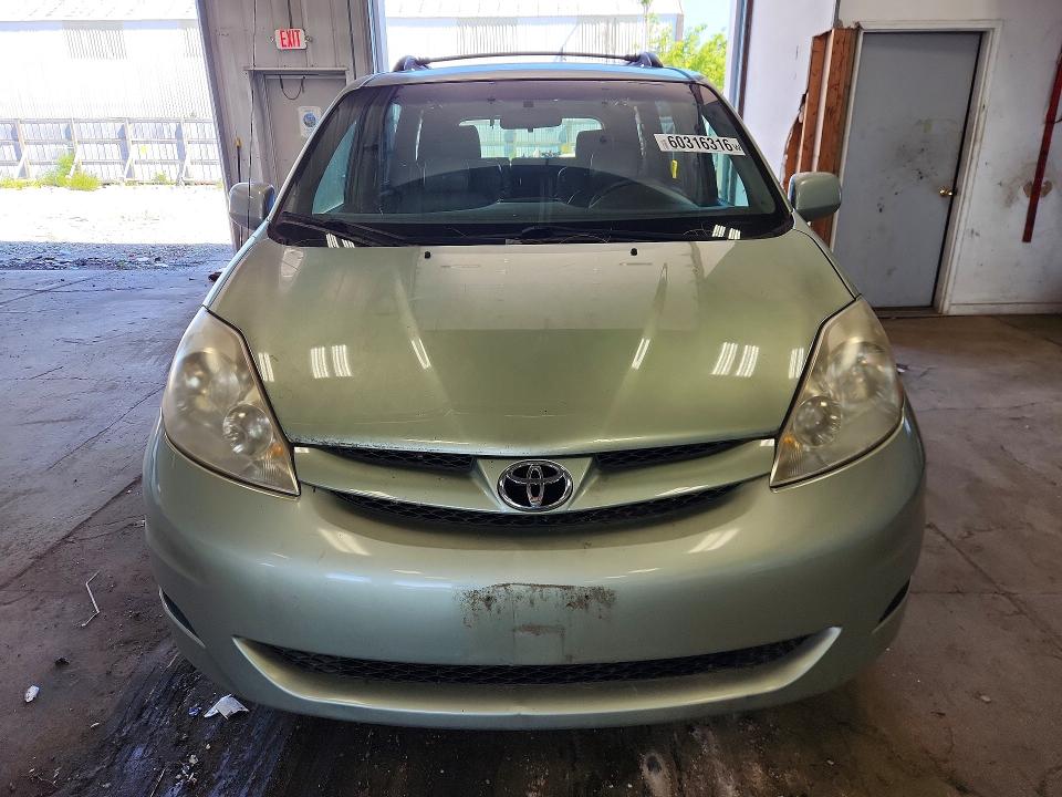 60316316 :رقم المزاد ، 5TDZK22C18S181414 vin ، 2008 Toyota Sienna مزاد بيع
