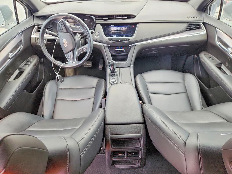 60806366 :رقم المزاد ، 1GYKNAR42LZ219493 vin ، 2020 Cadillac Xt5 مزاد بيع