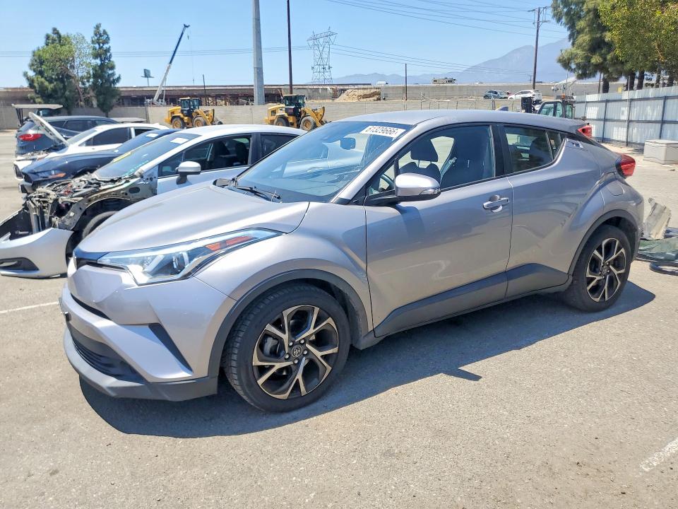 Продажа на аукционе авто 2018 Toyota C-hr, vin: NMTKHMBX2JR001022, номер лота: 61329666