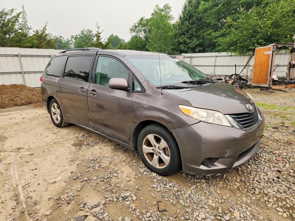 Aukcja sprzedaży 2013 Toyota Sienna, vin: 5TDKK3DC2DS350516, numer aukcji: 61204486
