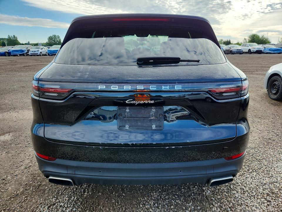 59947066 :رقم المزاد ، WP1AA2AY4NDA05055 vin ، 2022 Porsche Cayenne مزاد بيع