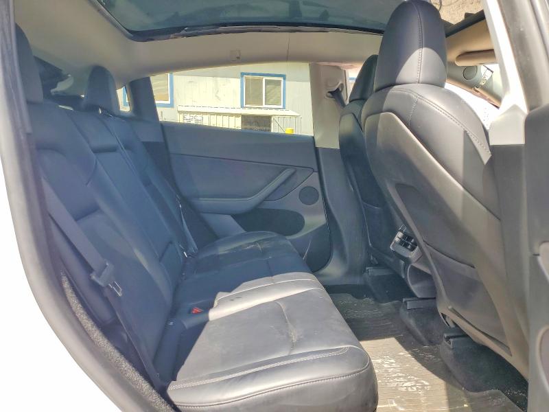 Продажа на аукционе авто 2024 Tesla Model Y, vin: 7SAYGDED0RF102563, номер лота: 61808396