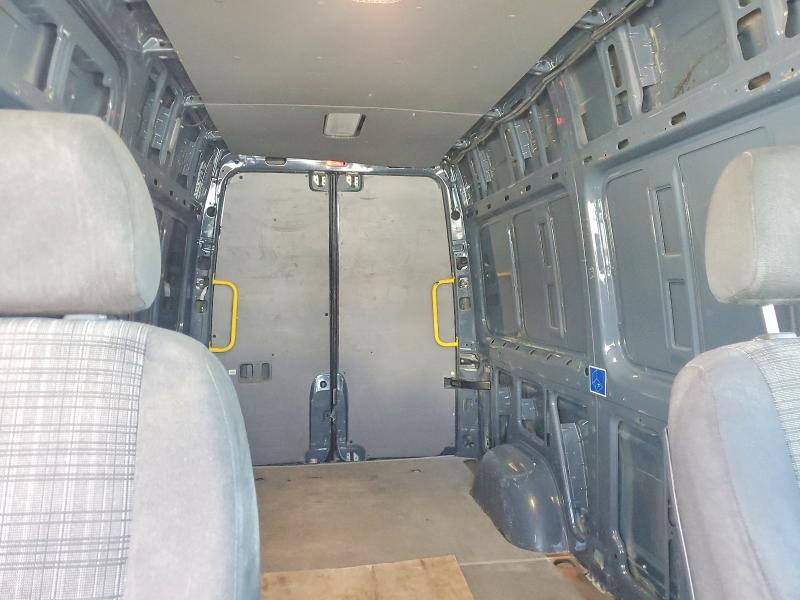 60364426 :رقم المزاد ، WD3PE7CD2JP640804 vin ، 2018 Mercedes-benz Sprinter مزاد بيع