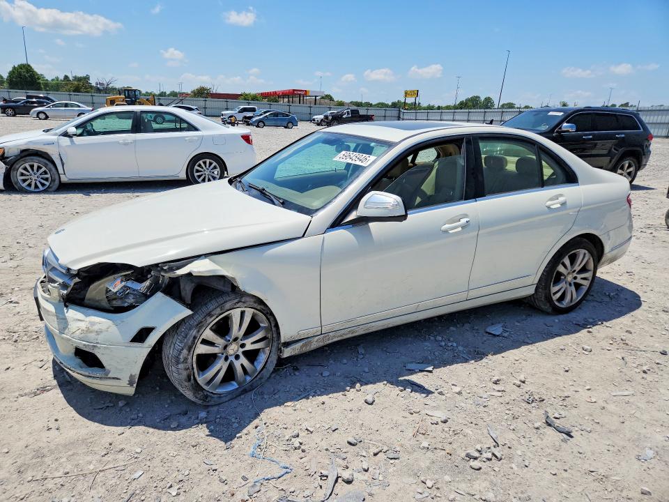59645946 :رقم المزاد ، WDDGF81X08F112061 vin ، 2008 Mercedes-benz C مزاد بيع