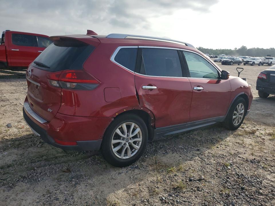 61574656 :رقم المزاد ، 5N1AT2MT1JC821258 vin ، 2018 Nissan Rogue مزاد بيع