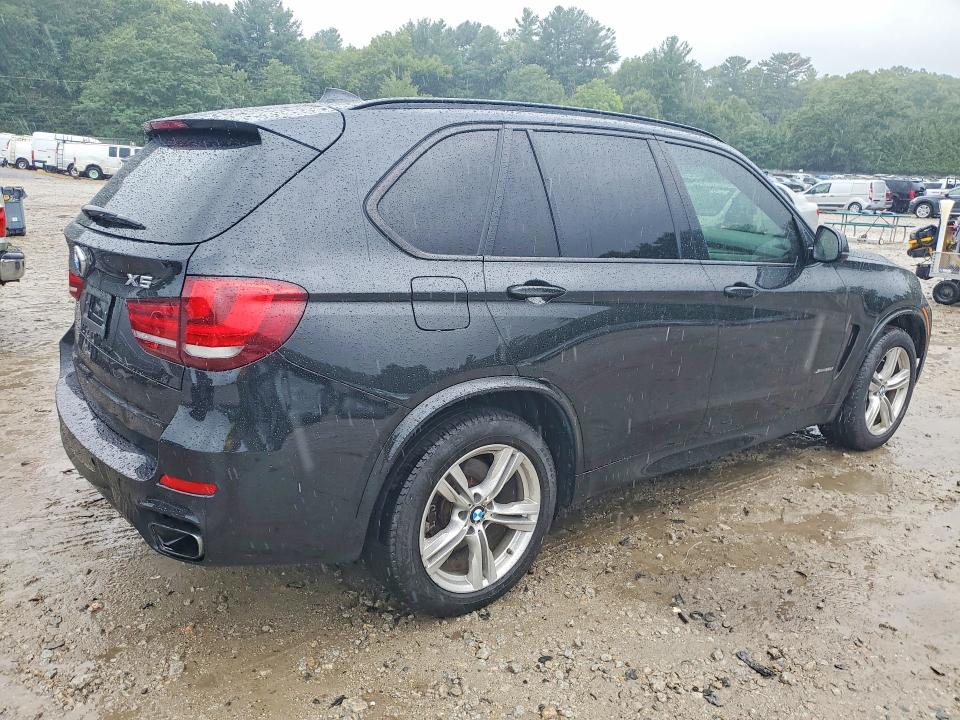 62672276 :رقم المزاد ، 5UXKR6C51F0J76104 vin ، 2015 Bmw X5 مزاد بيع