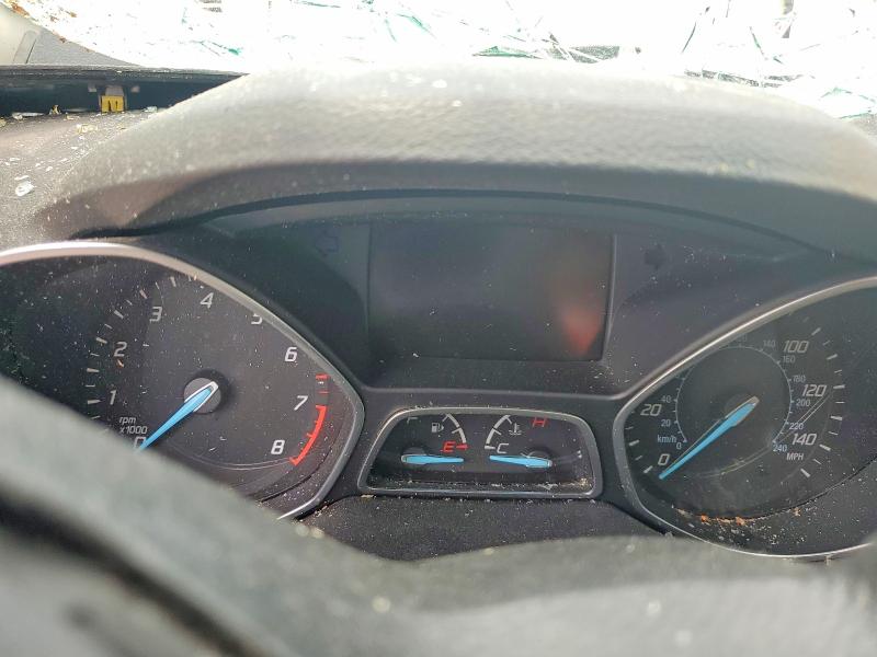 2016 Ford Escape მანქანა იყიდება აუქციონზე, vin: 1FMCU0GXXGUC39641, აუქციონის ნომერი: 62752176