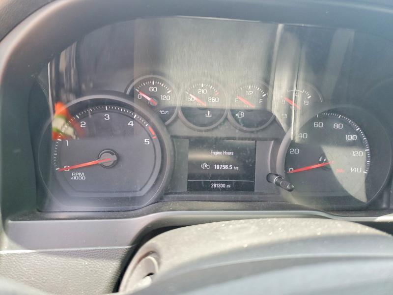 61953766 :رقم المزاد ، 1GB4WREY3MF285352 vin ، 2021 Chevrolet Silverado مزاد بيع