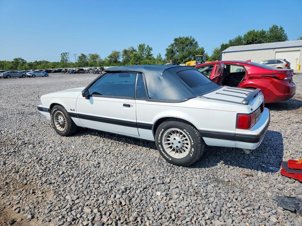 62871776 :رقم المزاد ، 1FABP44A1JF161041 vin ، 1988 Ford Mustang مزاد بيع
